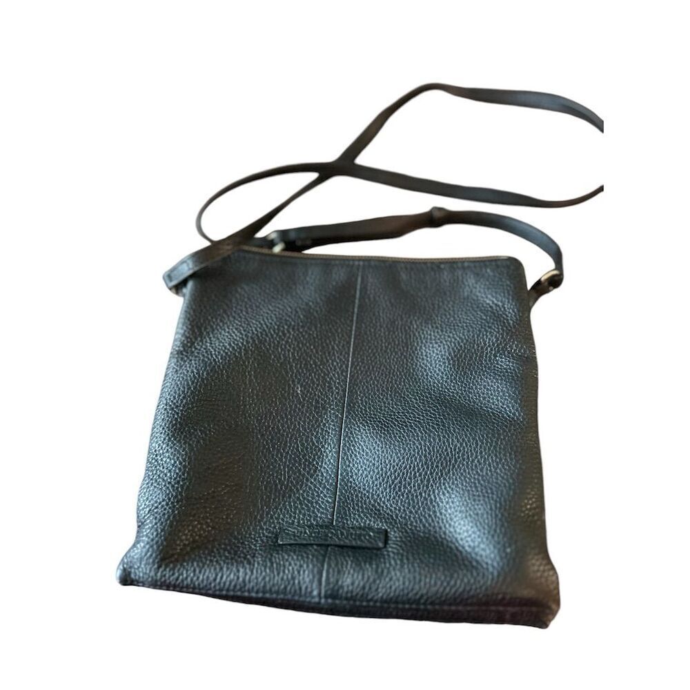 Vince Camuto Women's Black Leather Crossbody Bag Adjustable Strap  magnetic snap